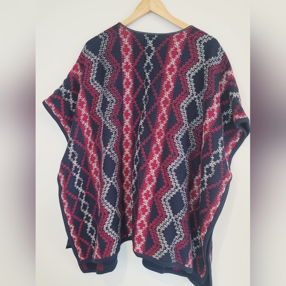 Tommy Hilfiger Poncho/Cape - Picture 9 of 12